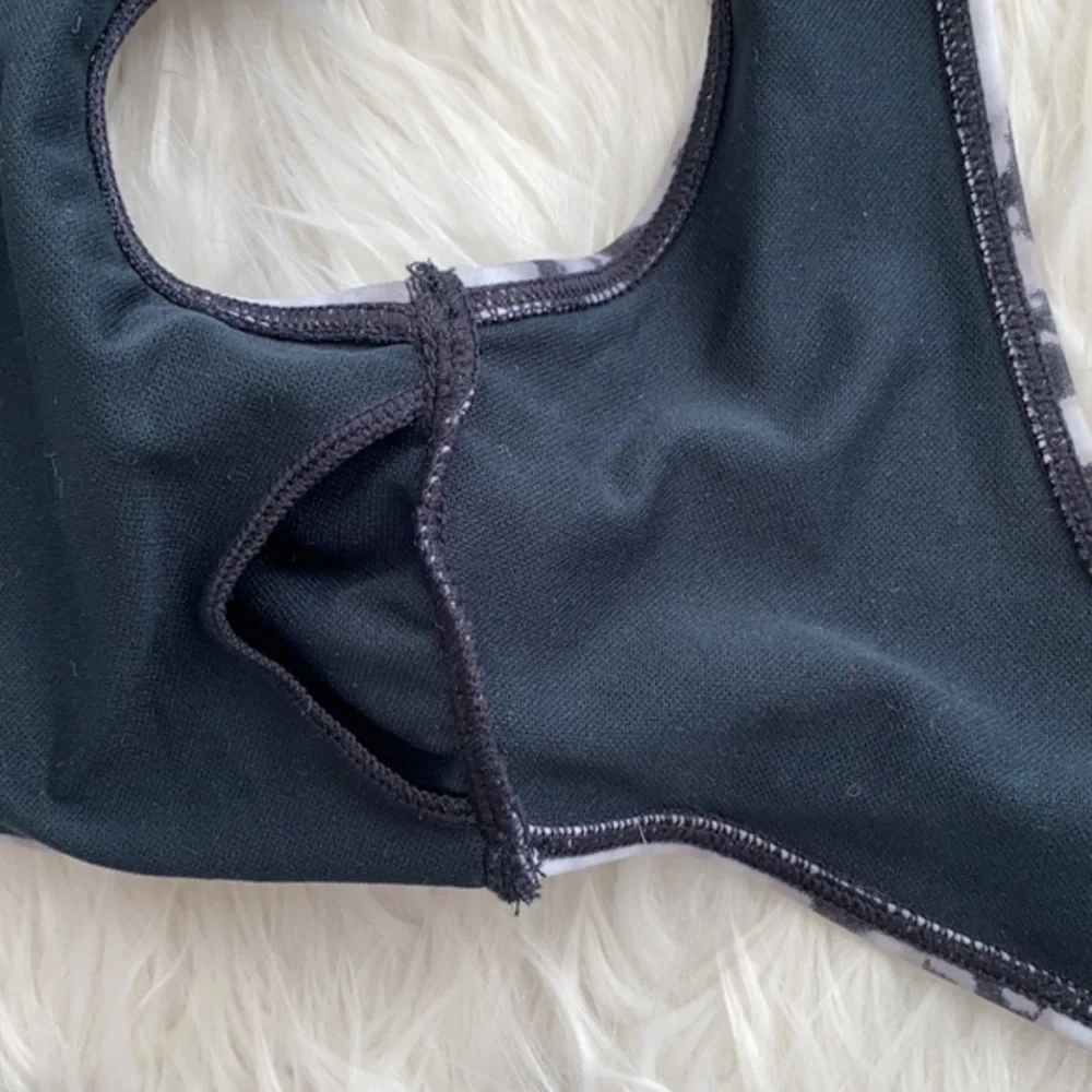 Hollister | Marble Wrap Bikini Top‎